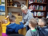 «Мир книг и мир в книгах» экскурсия детского сада в библиотеку 